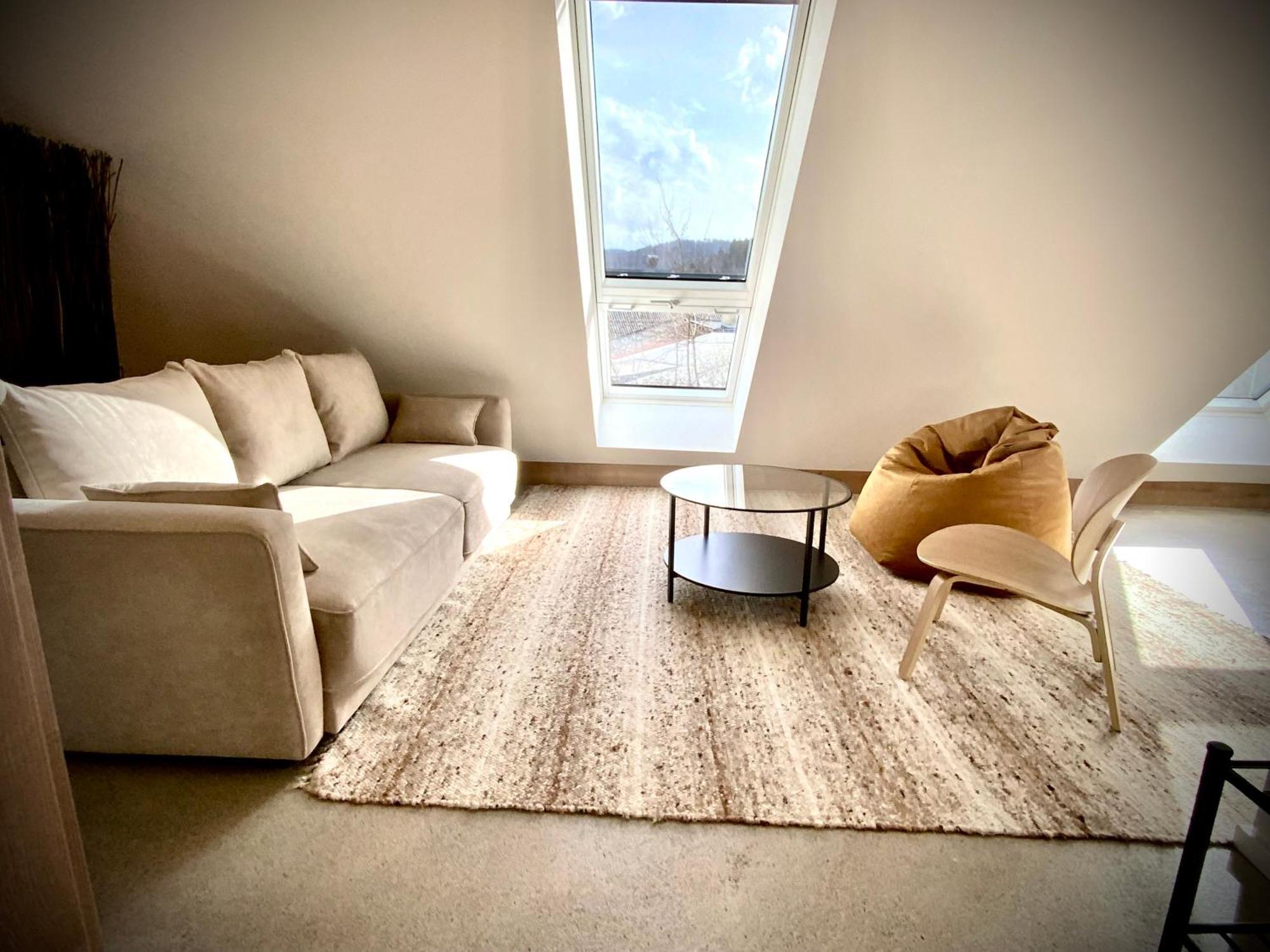 Ferienwohnung Waterfront - Urbane Eleganz Am Bachufer Villach Zimmer foto