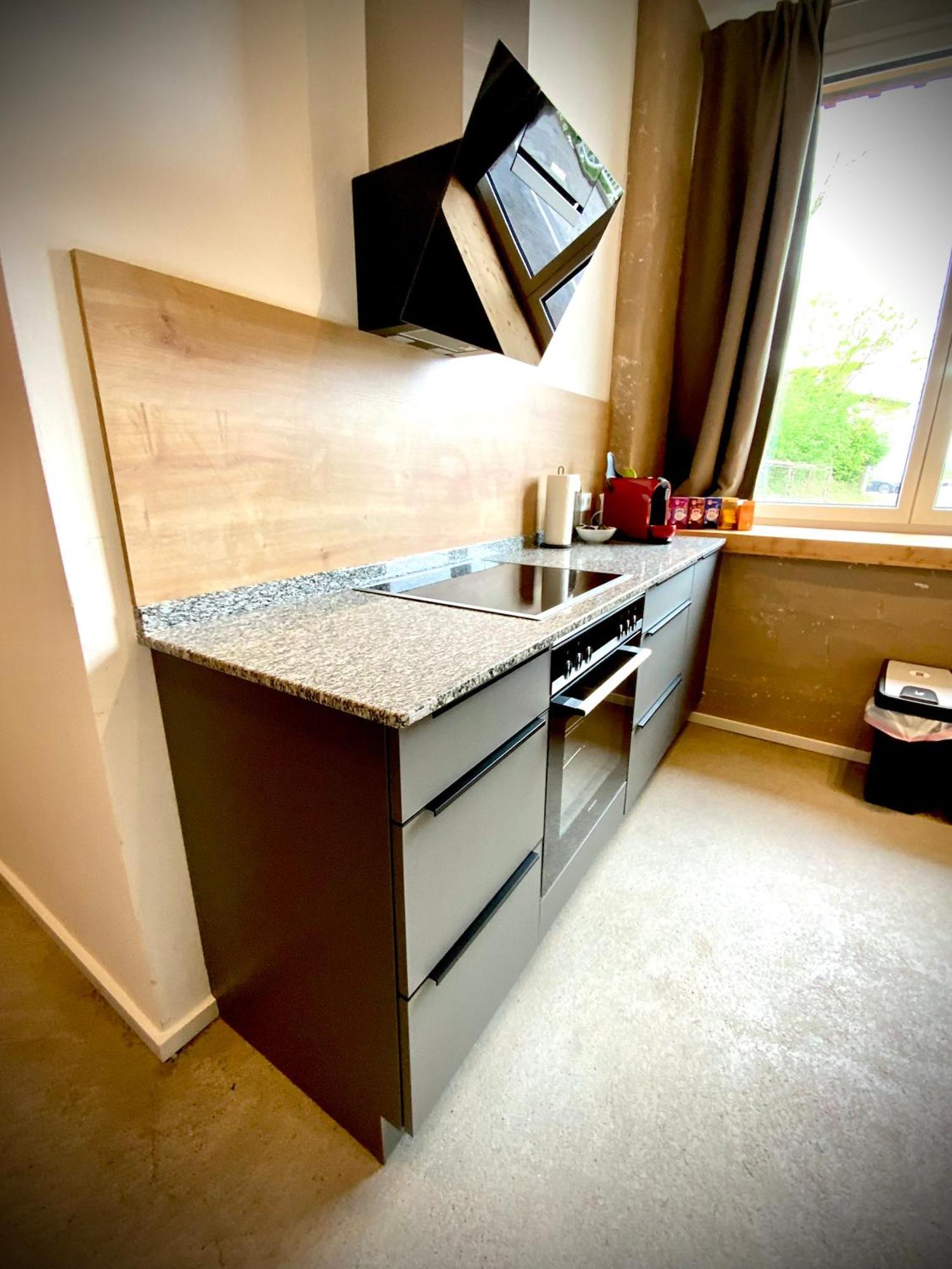 Ferienwohnung Waterfront - Urbane Eleganz Am Bachufer Villach Zimmer foto