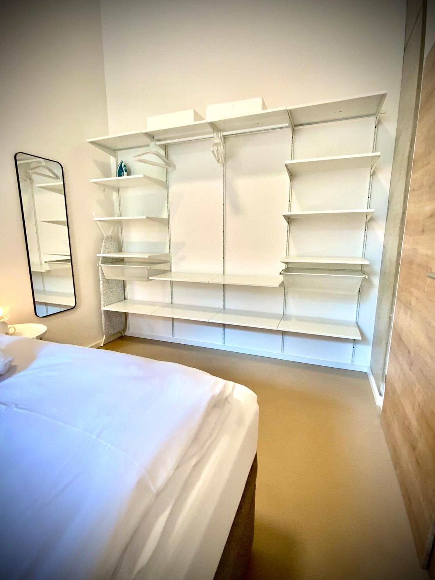 Ferienwohnung Waterfront - Urbane Eleganz Am Bachufer Villach Zimmer foto